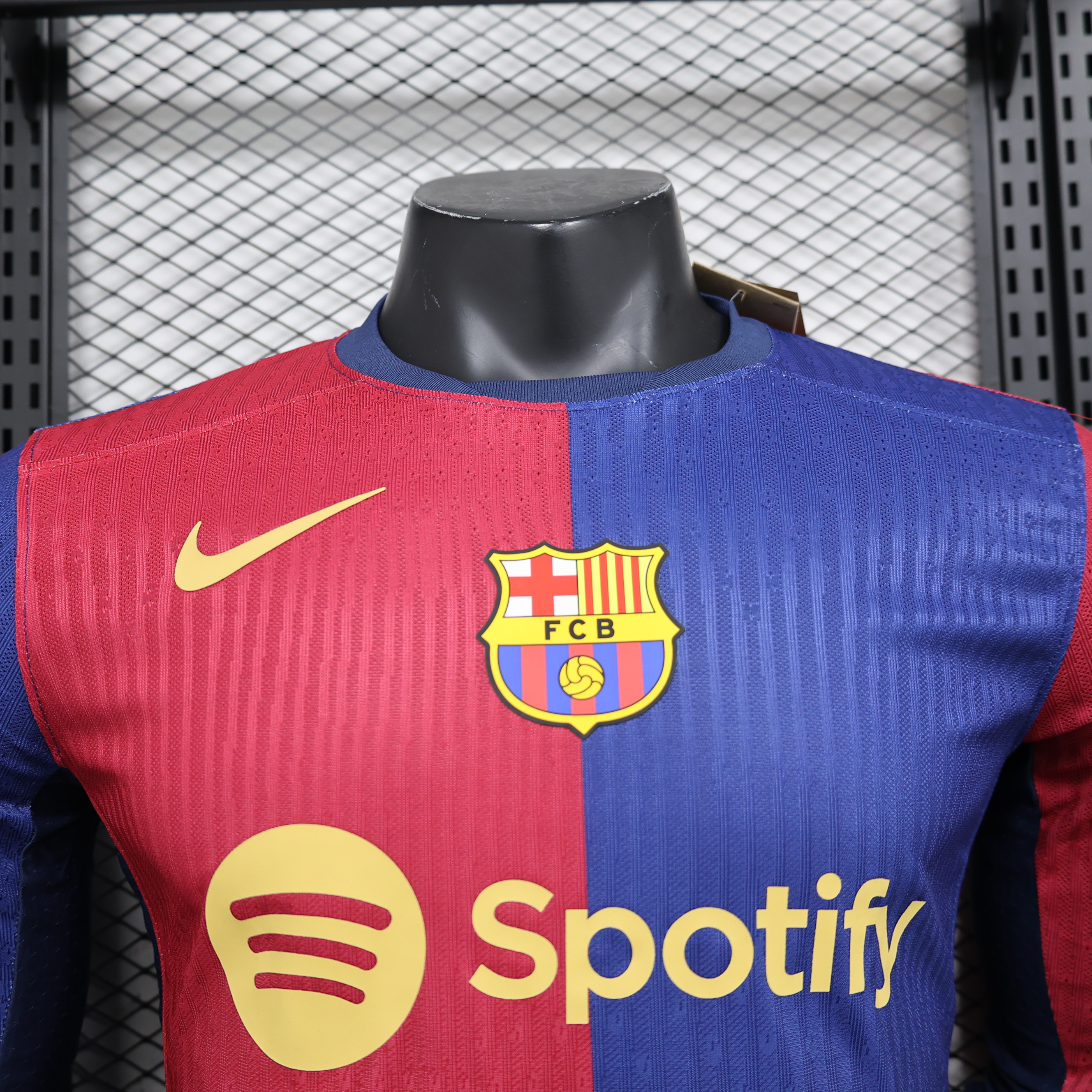 24-25 Barcelona Home Long Sleeve Player Version Jersey/ 24-25巴萨主场球员版长袖