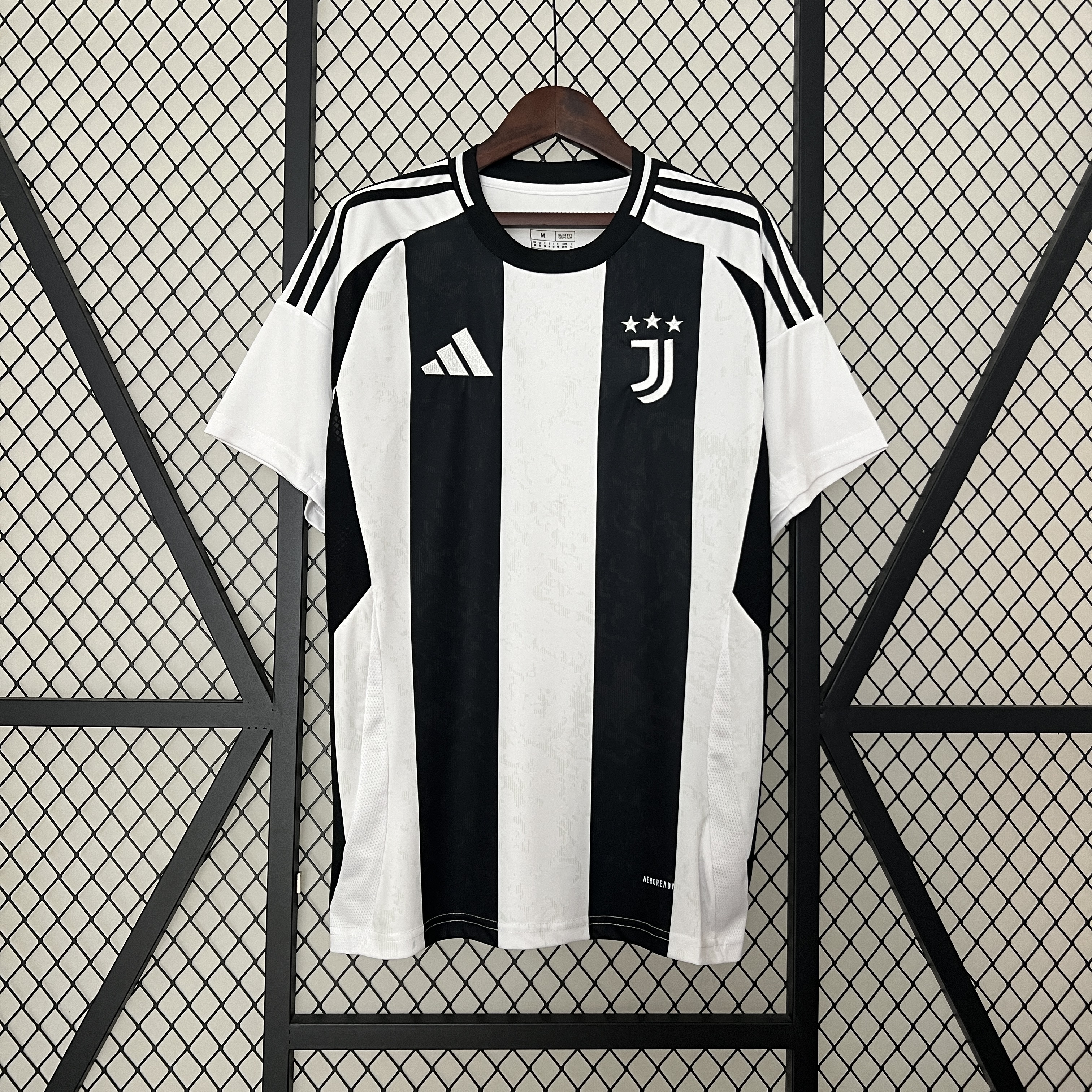 24-25 Juventus Home Fans Jersey/24-25 尤文图斯主场球迷版