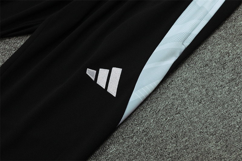 24-25 Real Madrid White Training Suit/ 24-25 皇马白色半拉训练服