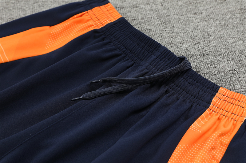 24-25 Real Madrid Blue Training Suit/ 24-25 皇马蓝色半拉训练服