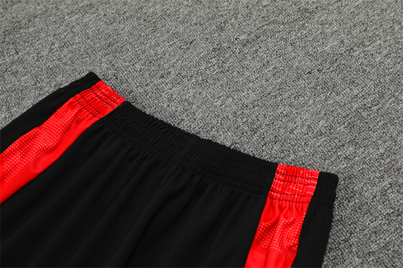 24-25 Manchester United Red and Black Training Suit/ 24-25 曼联红黑半拉训练服