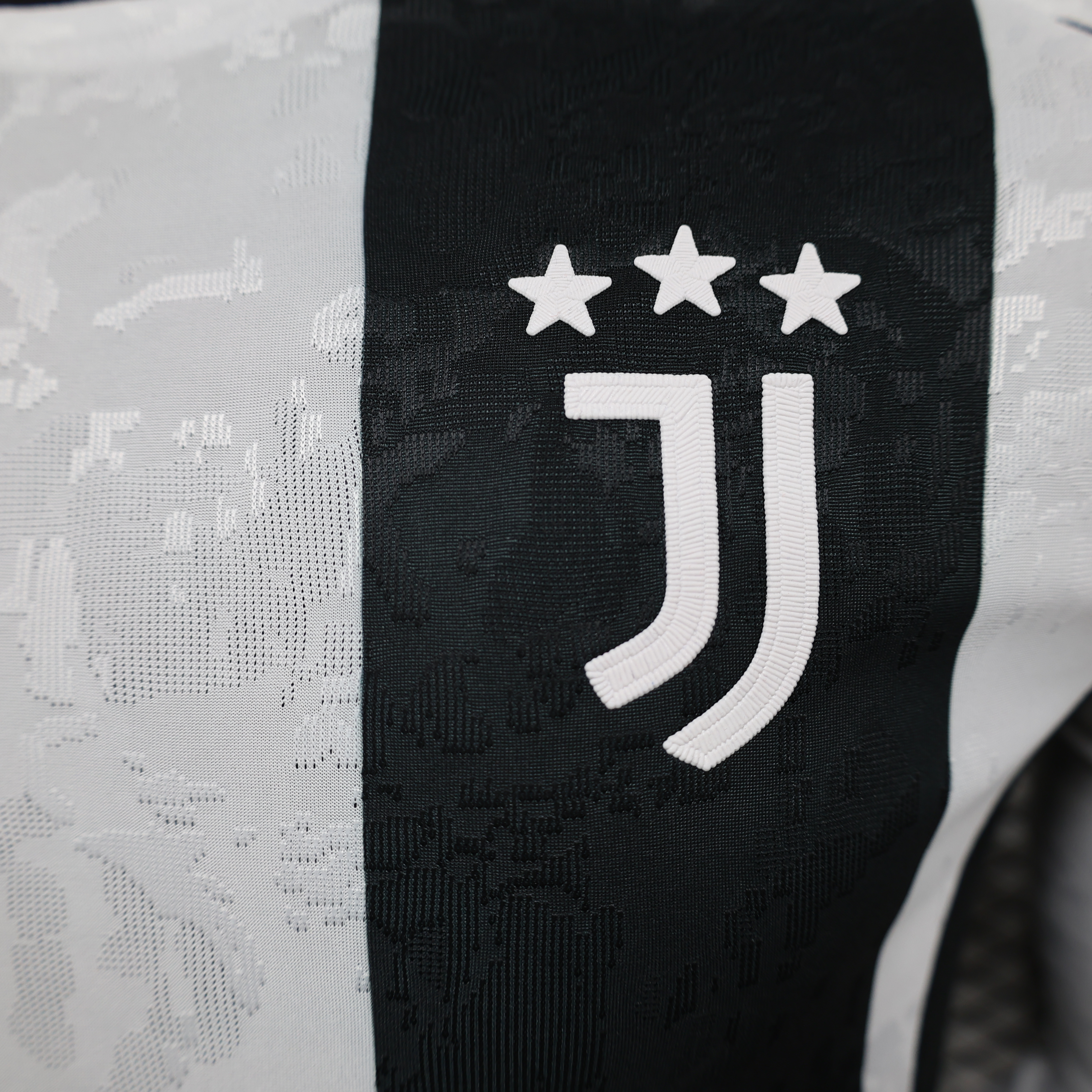 24-25 Juventus Home Player Long Sleeve Jersey/24-25 尤文图斯主场球员版长袖