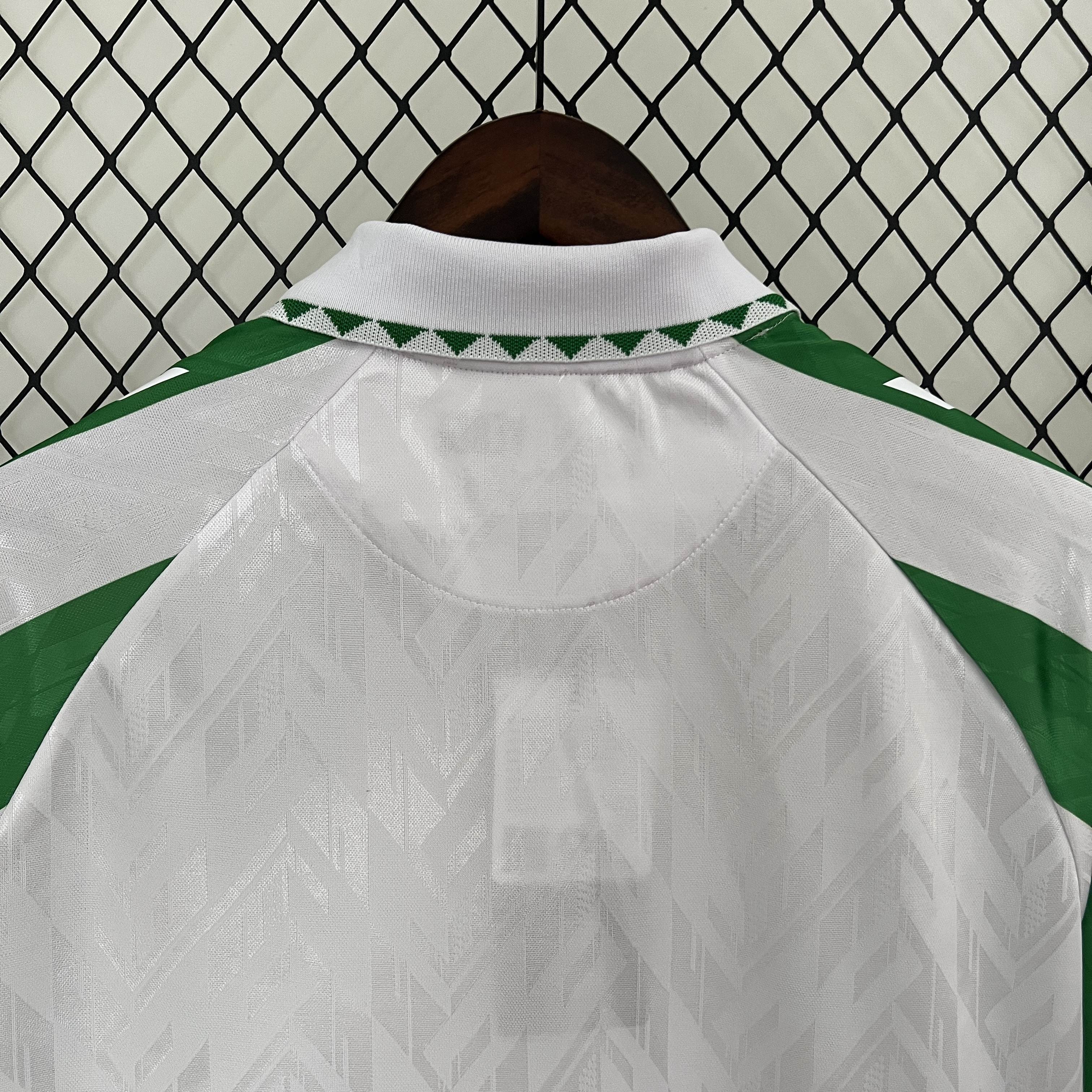 24-25 Real Betis Home Jersey/24-25 贝蒂斯主场球迷版