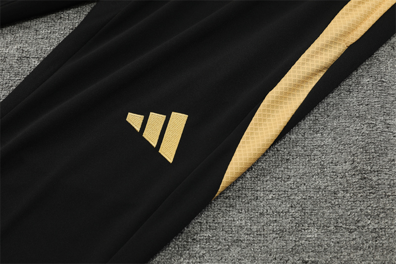 24-25 Real Madrid Player Version Training Suit/24-25皇马半拉训练服，球员版