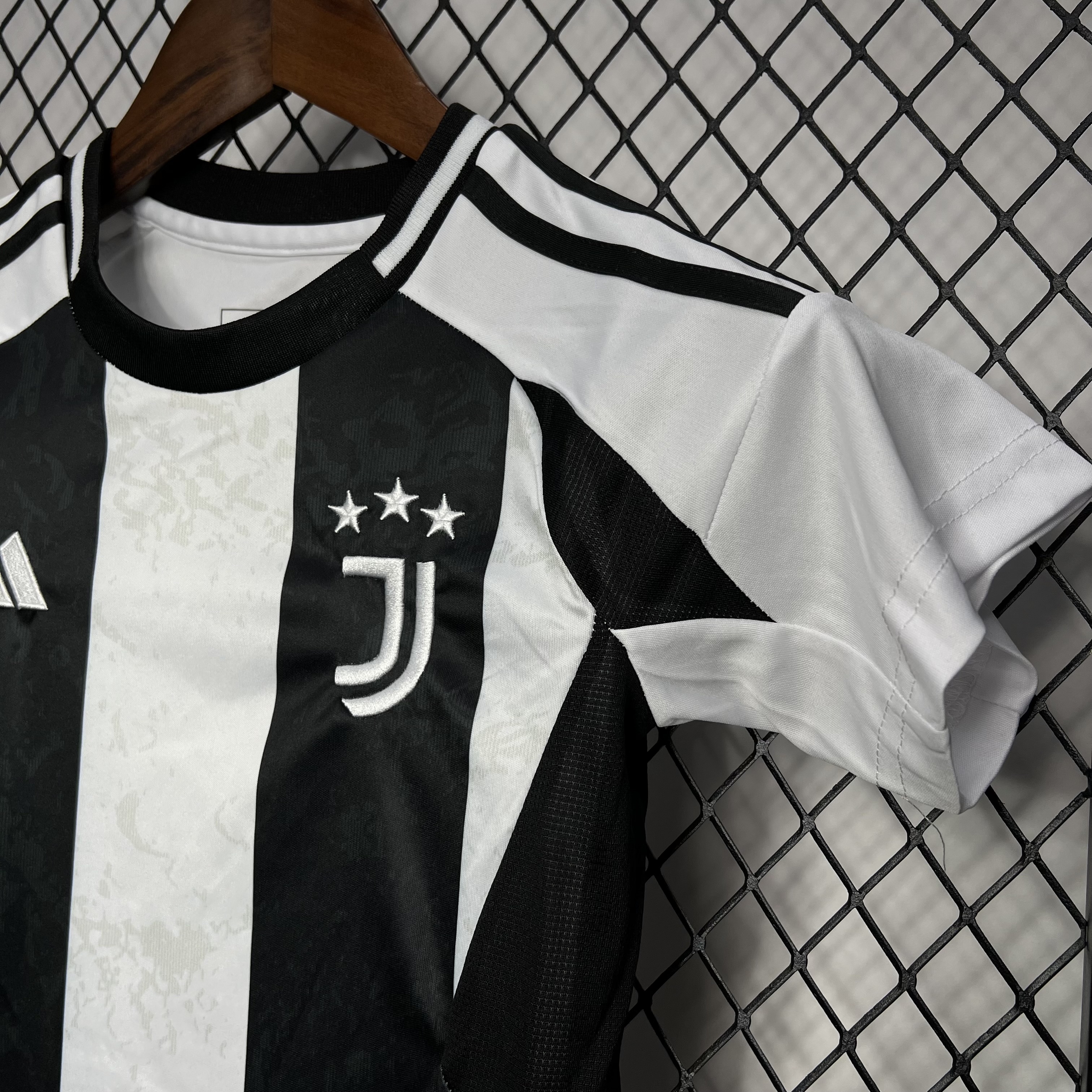 24-25 Juventus Home kids kit /24-25尤文图斯主场童装