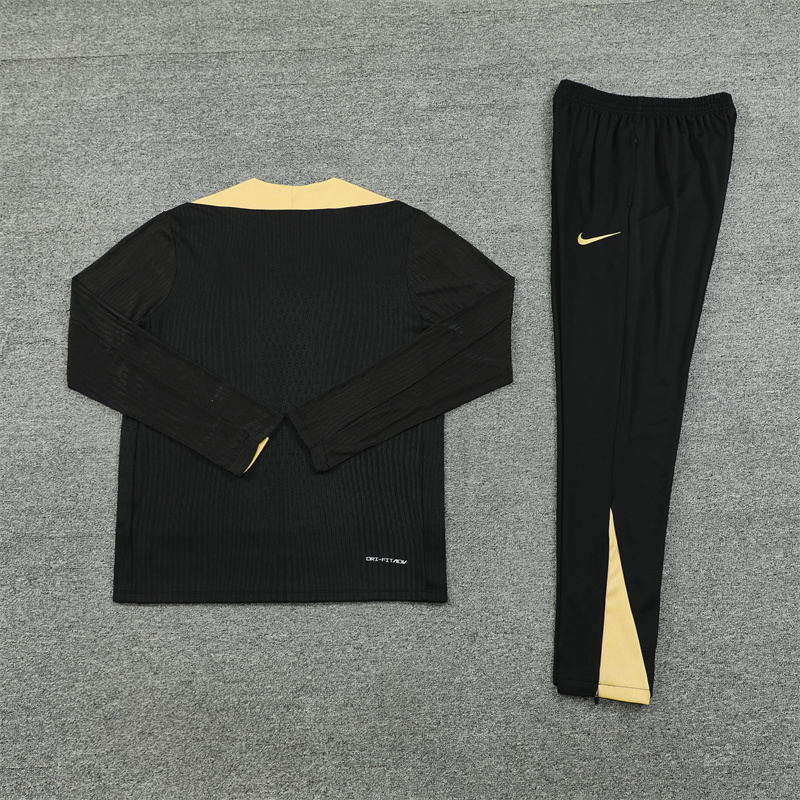 24-25 Barcelona Player Version Training Suit/24-25巴萨半拉训练服,球员版