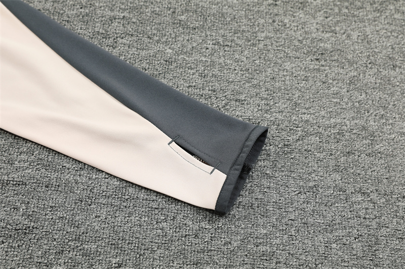 24-25 Real Madrid Training Suit/ 24-25皇马半拉训练服