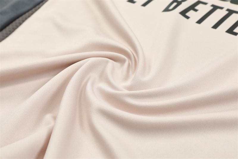 24-25 Real Madrid Training Suit/ 24-25皇马半拉训练服