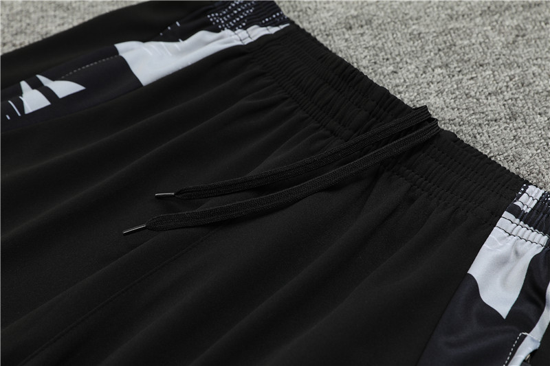 24-25 Manchester United Black Training Suit/ 24-25曼联半拉训练服