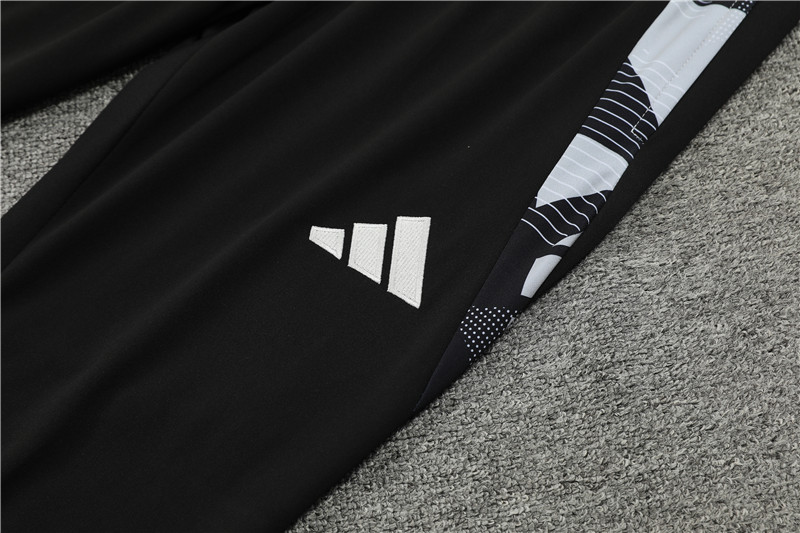 24-25 Manchester United Black Training Suit/ 24-25曼联半拉训练服