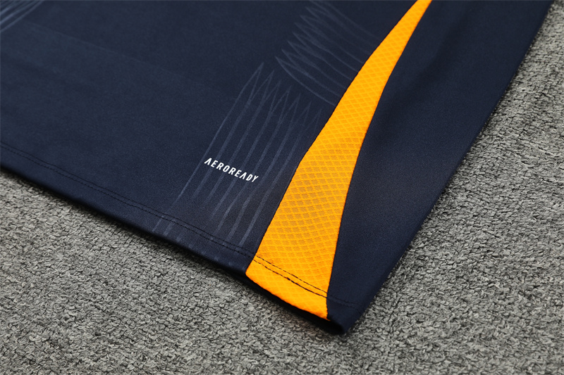 24-25 Real Madrid Player Version Training Suit/24-25皇马半拉训练服,球员版