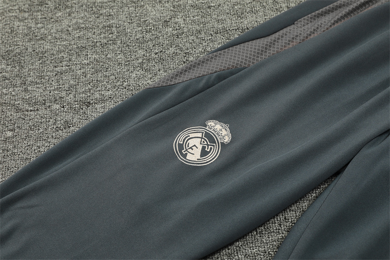 24-25 Real Madrid Player Version Training Suit/24-25皇马半拉训练服，球员版