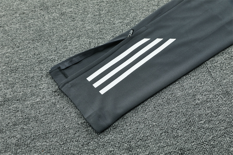 24-25 Manchester United Grey Training Suit/ 24-25曼联半拉训练服