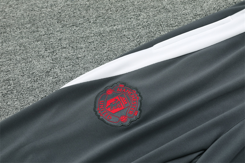 24-25 Manchester United Grey Training Suit/ 24-25曼联半拉训练服