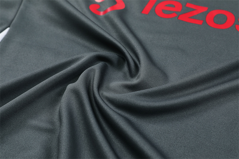 24-25 Manchester United Grey Training Suit/ 24-25曼联半拉训练服