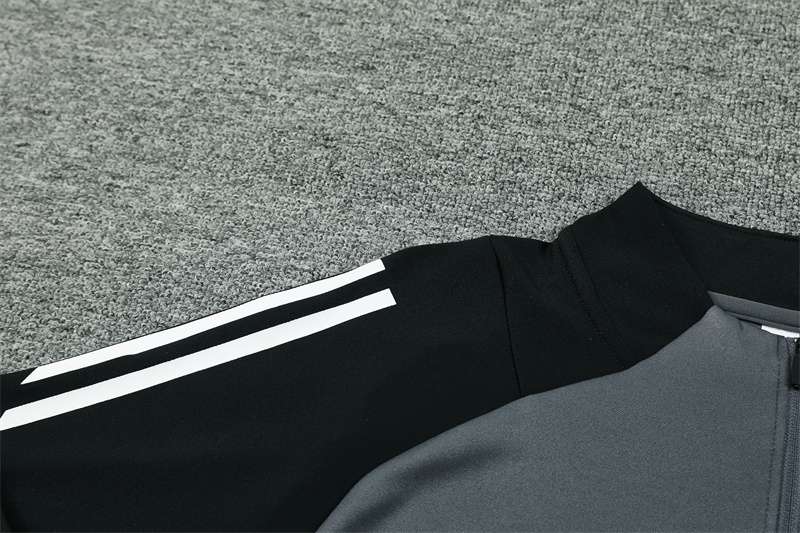24-25 Manchester United Grey Training Suit/ 24-25曼联半拉训练服