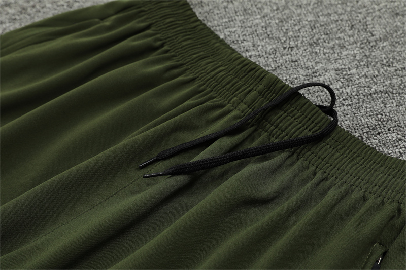 24-25 Manchester City Army Green Training Suit/24-25曼城半拉训练服