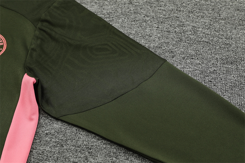 24-25 Manchester City Army Green Training Suit/24-25曼城半拉训练服