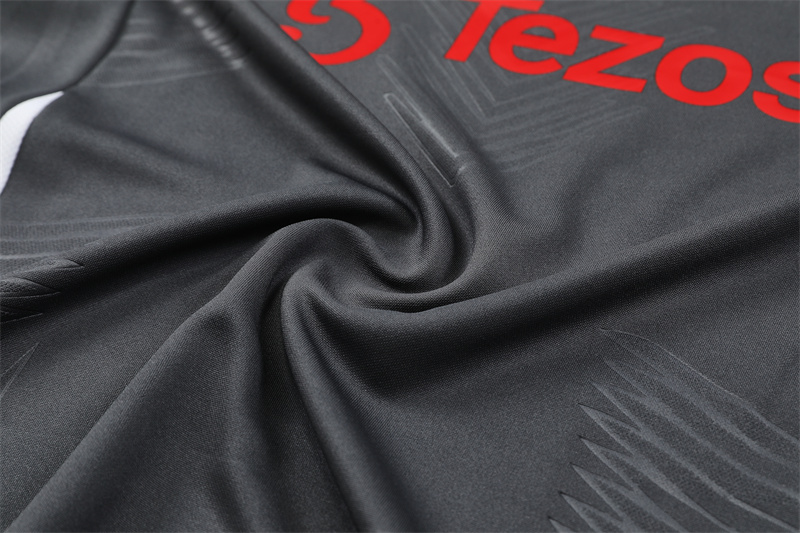 24-25 Manchester United Grey Player Version Training Suit/24-25曼联半拉训练服，球员版