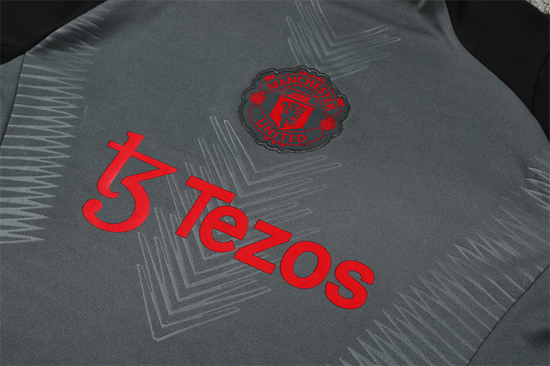 24-25 Manchester United Grey Player Version Training Suit/24-25曼联半拉训练服，球员版