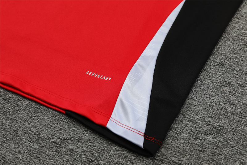 24-25 Manchester United Red Training Suit/ 24-25曼联半拉训练服