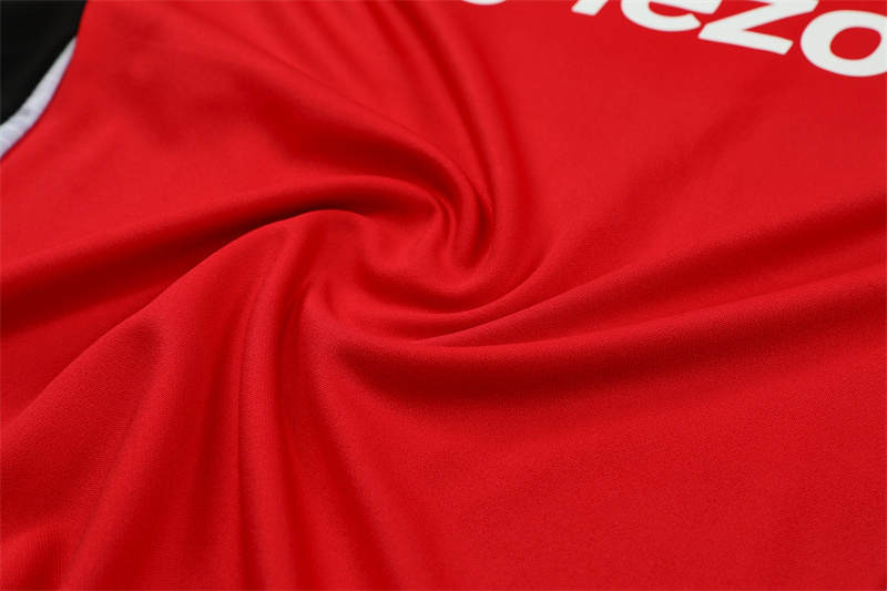 24-25 Manchester United Red Training Suit/ 24-25曼联半拉训练服