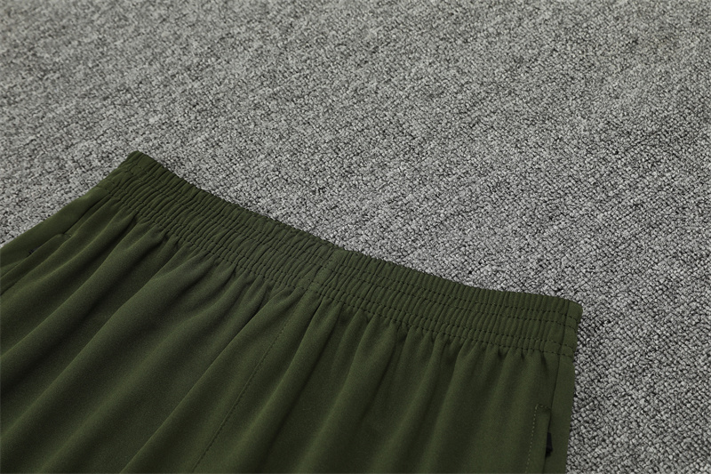 24-25 Manchester City Army Green Training Suit/24-25曼城半拉训练服