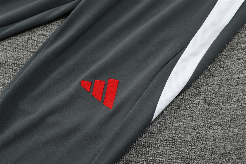 24-25 Manchester United Grey Player Version Training Suit/24-25曼联半拉训练服，球员版