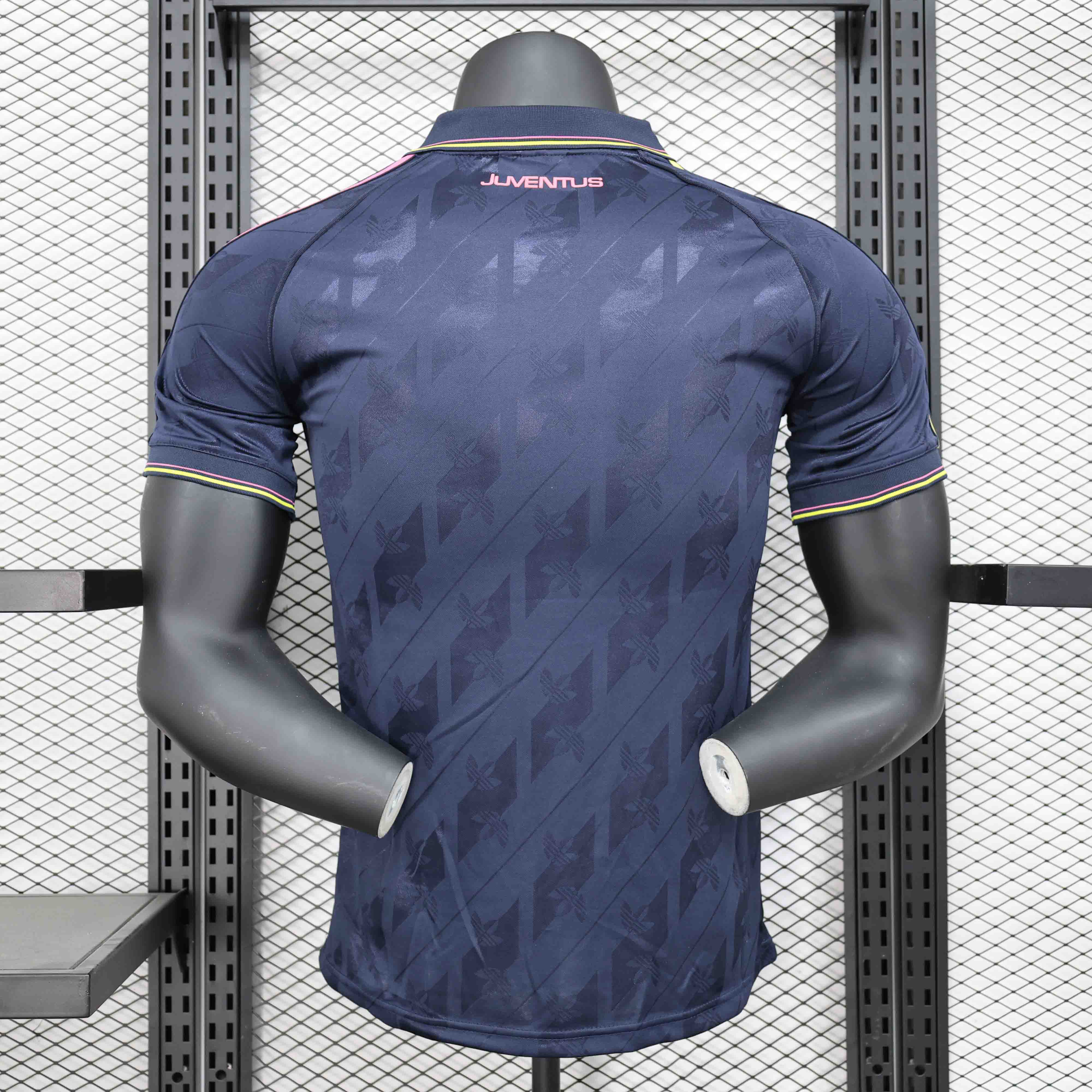 24-25 Juventus Retro Player Jersey/24-25 尤文图斯复古场球员版