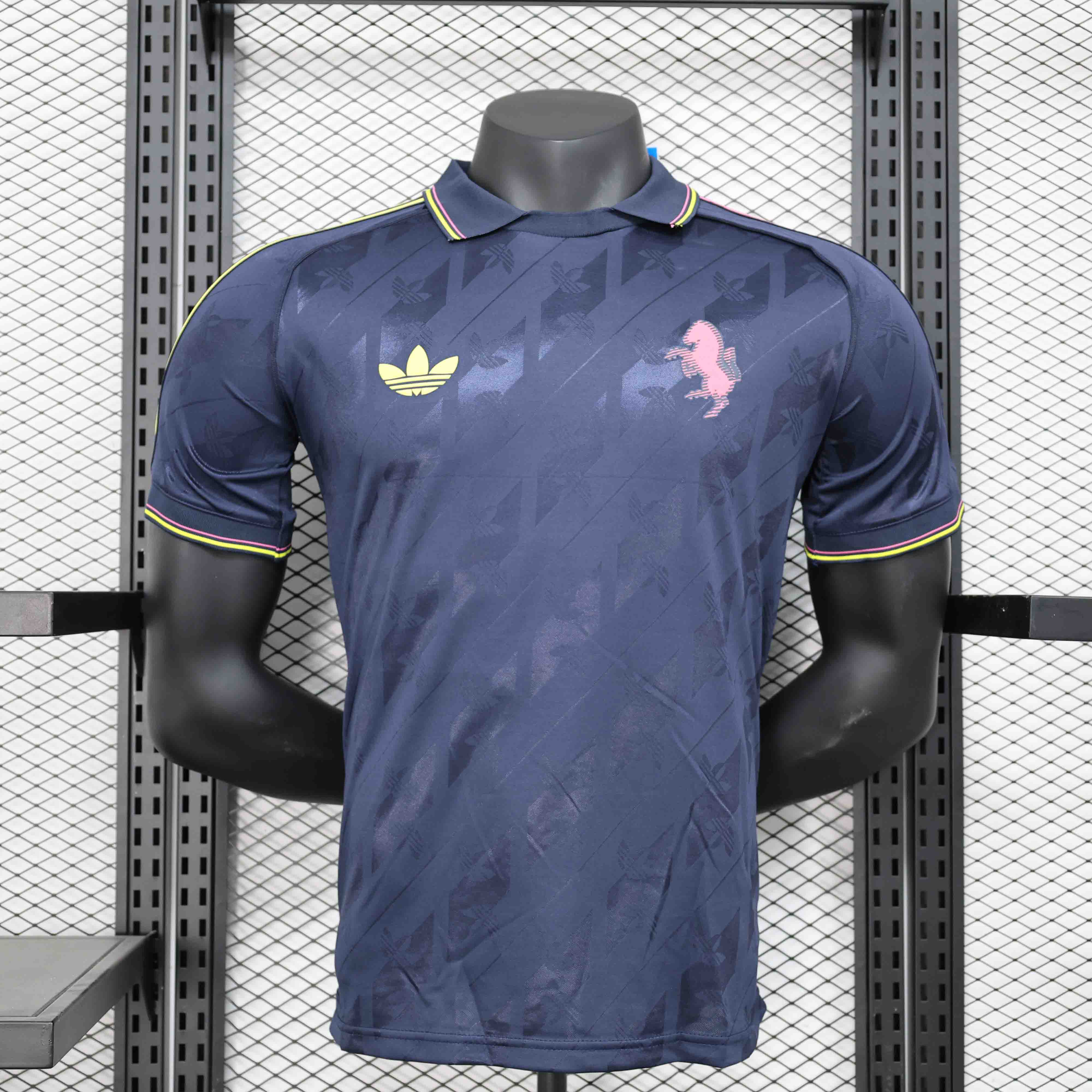 24-25 Juventus Retro Player Jersey/24-25 尤文图斯复古场球员版