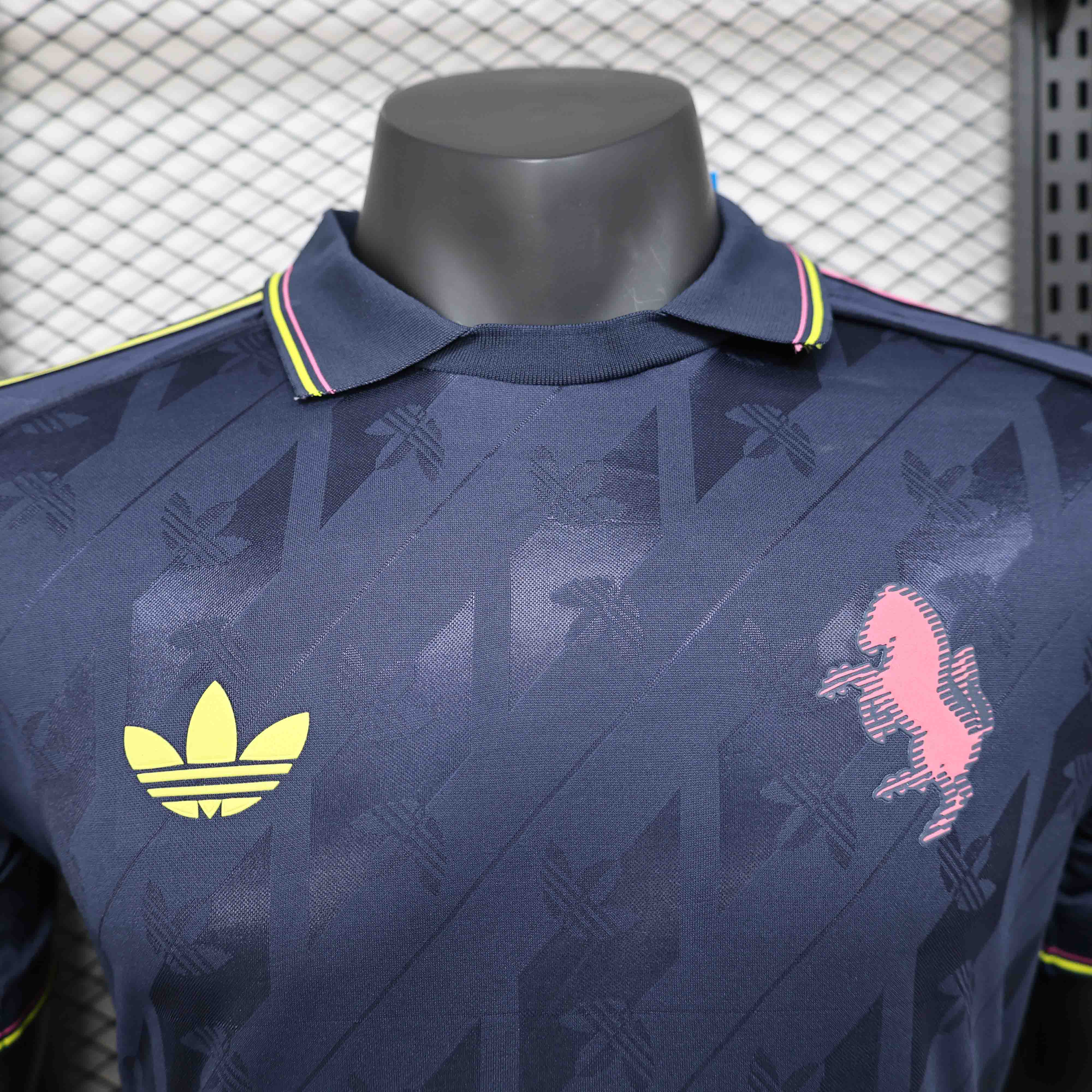 24-25 Juventus Retro Player Jersey/24-25 尤文图斯复古场球员版