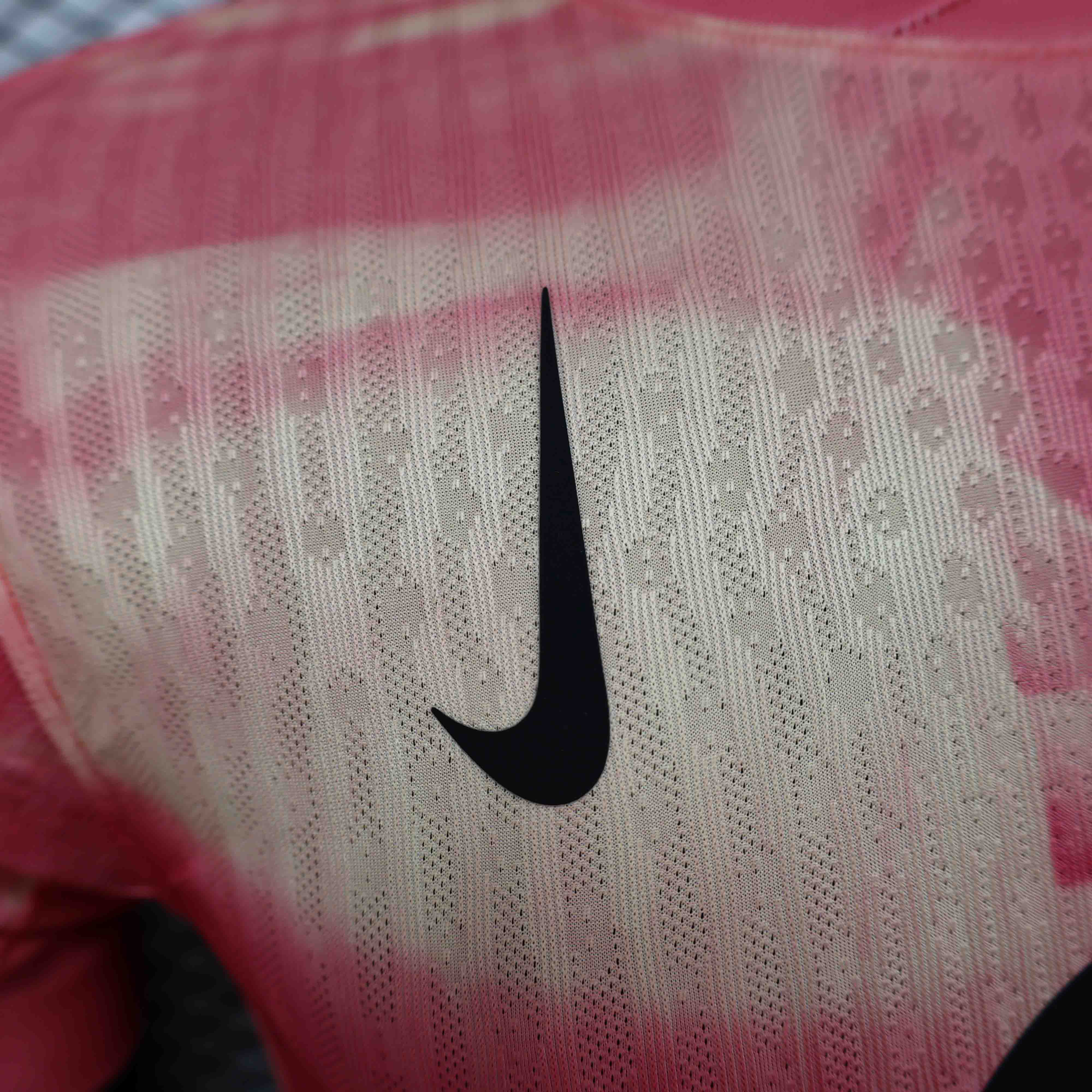 24-25 Barcelona Pink Special Player Jersey/ 24-25巴萨粉色特别版球员版