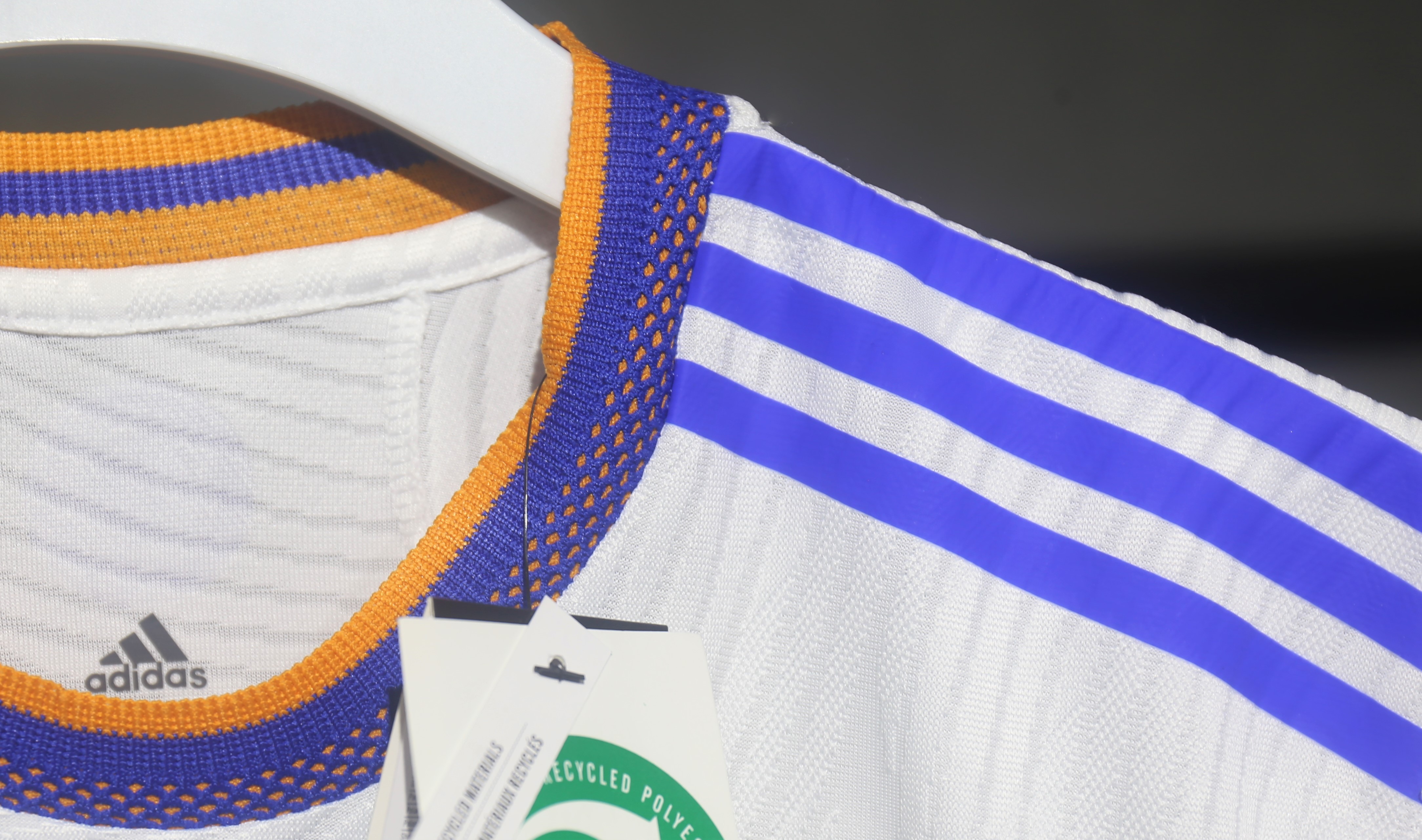 21-22 Real Madrid Home Retro Player Jersey/21-22 皇马主场球员