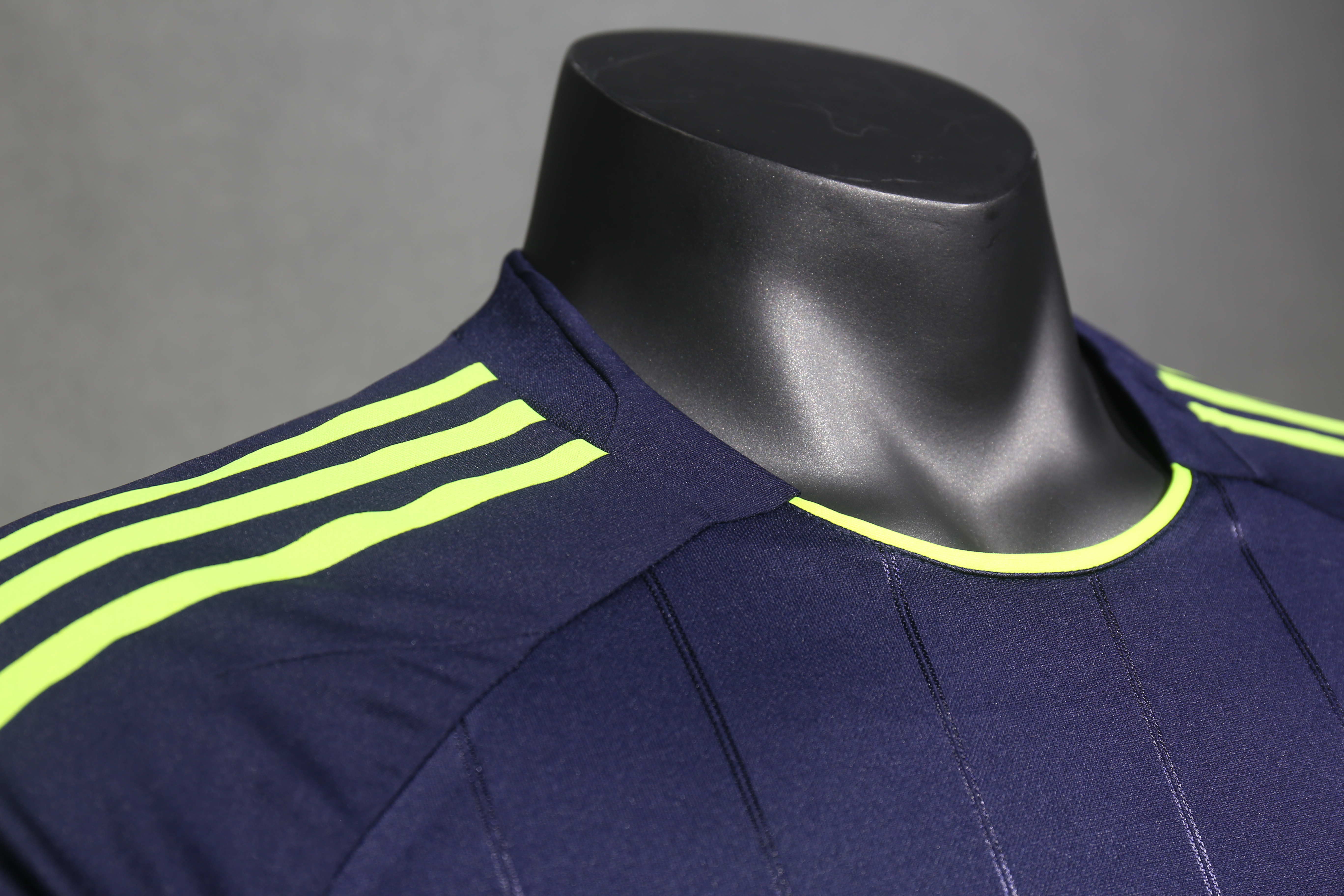 12-13 Real Madrid Away Retro Player Jersey/12-13 皇马客场球员