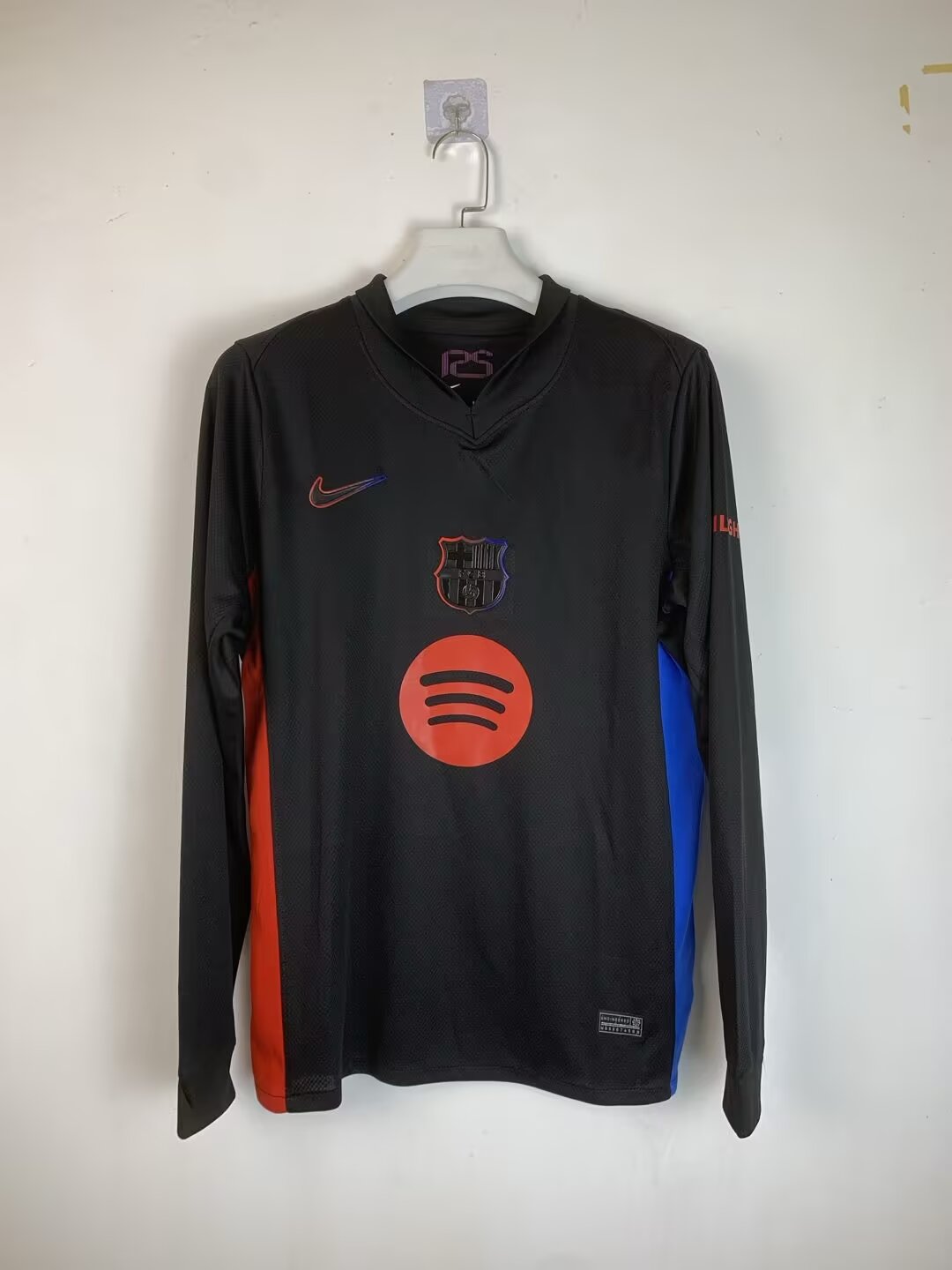 24-25 Barcelona Away Fans Version Long sleeve Jersey/ 24-25巴萨客场长袖