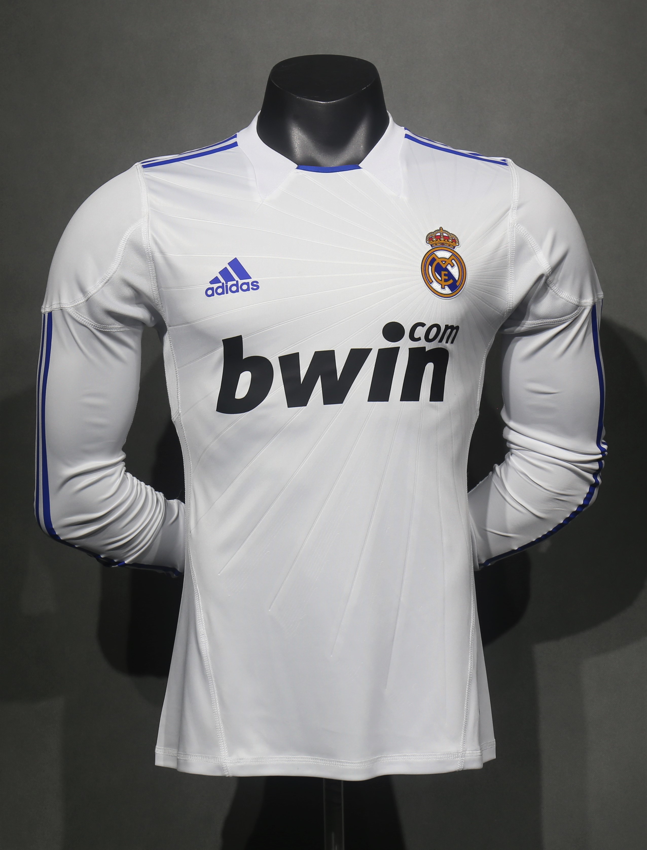 10-11 Real Madrid Home Retro Player Long Sleeve Jersey/10-11 皇马主场复古球员长袖
