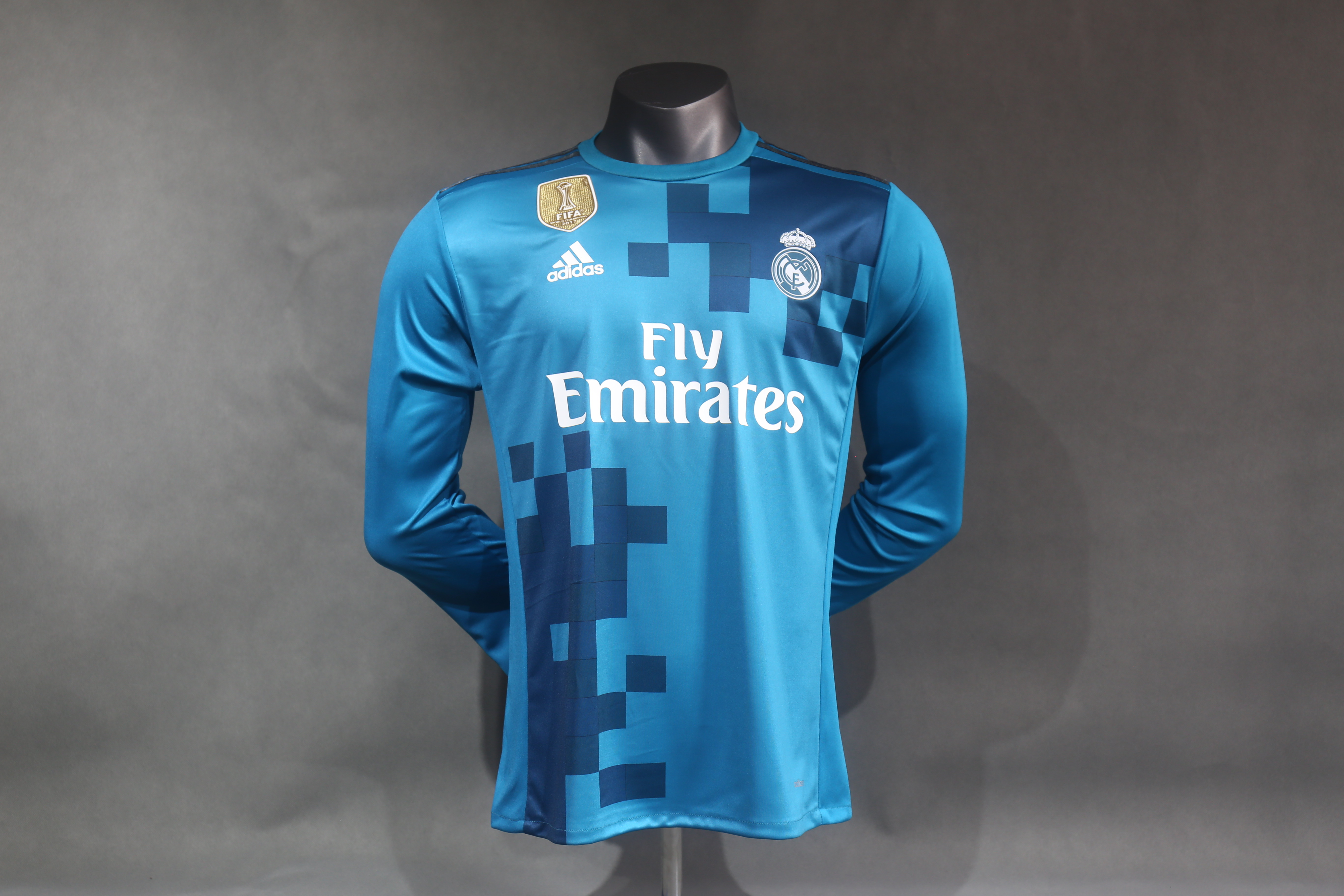 17-18 Real Madrid Third Player Retro Long Sleeve Jersey/ 17-18 皇马二客复古球员长袖
