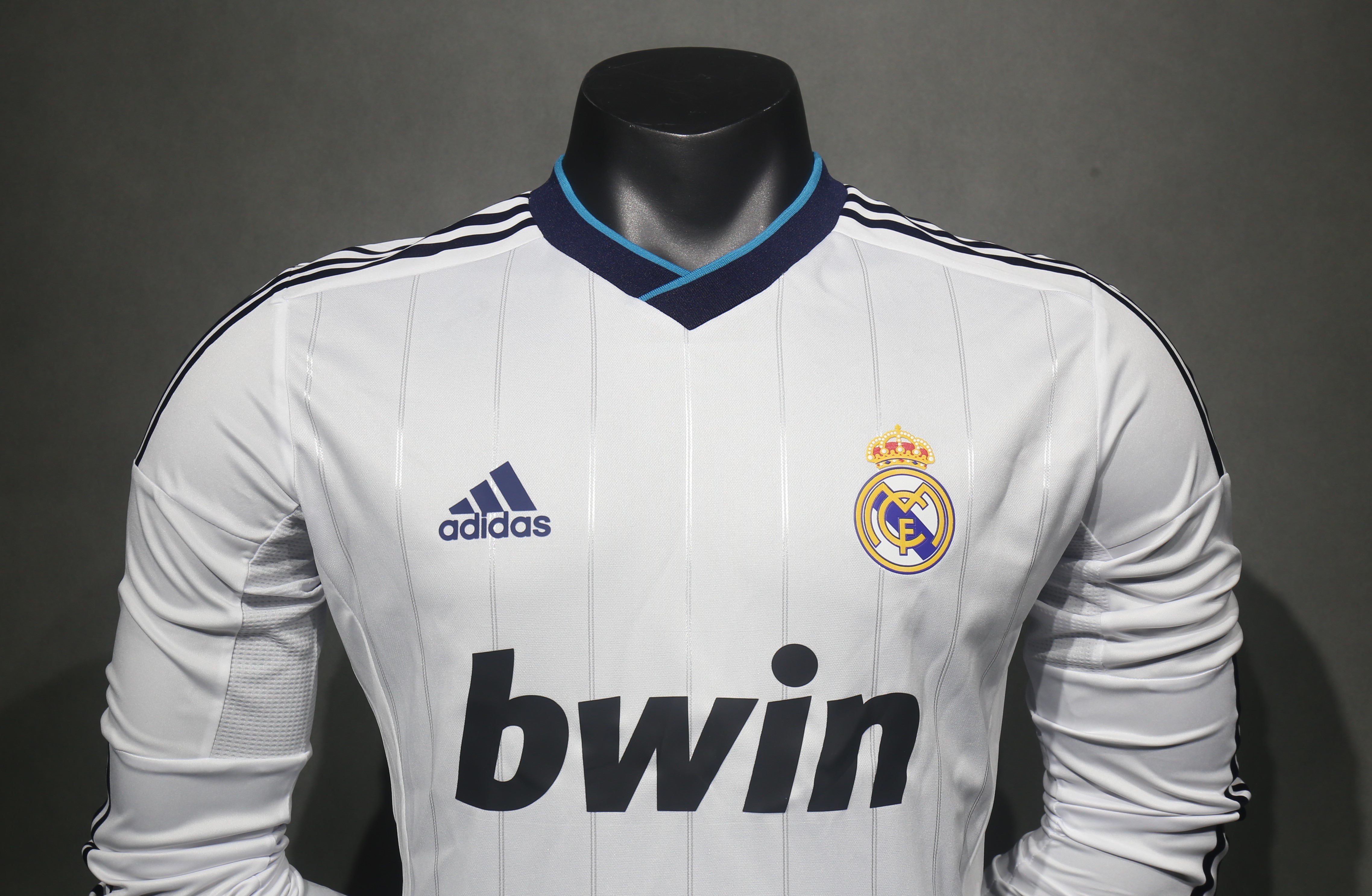 12-13 Real Madrid Home Retro Long Sleeve Player Jersey/12-13 皇马主场长袖,球员版