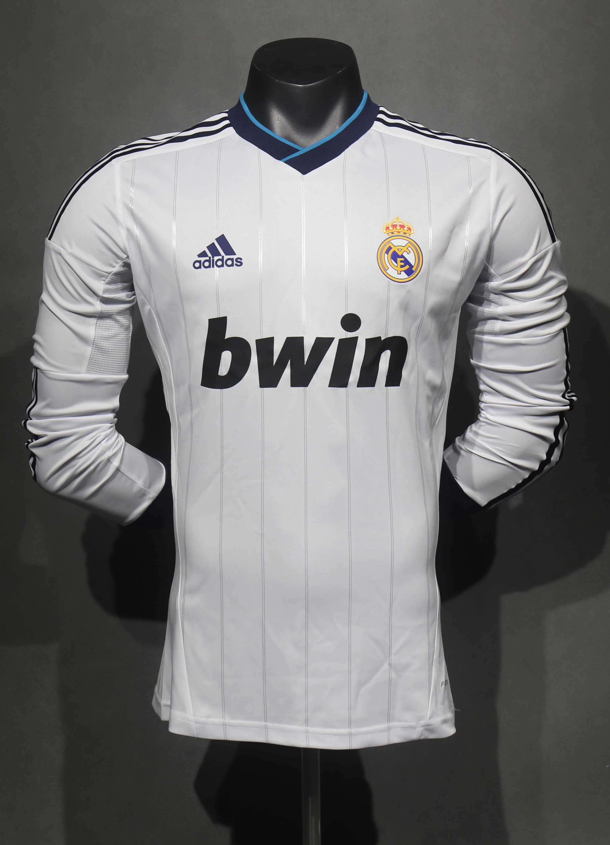 12-13 Real Madrid Home Retro Long Sleeve Player Jersey/12-13 皇马主场长袖,球员版