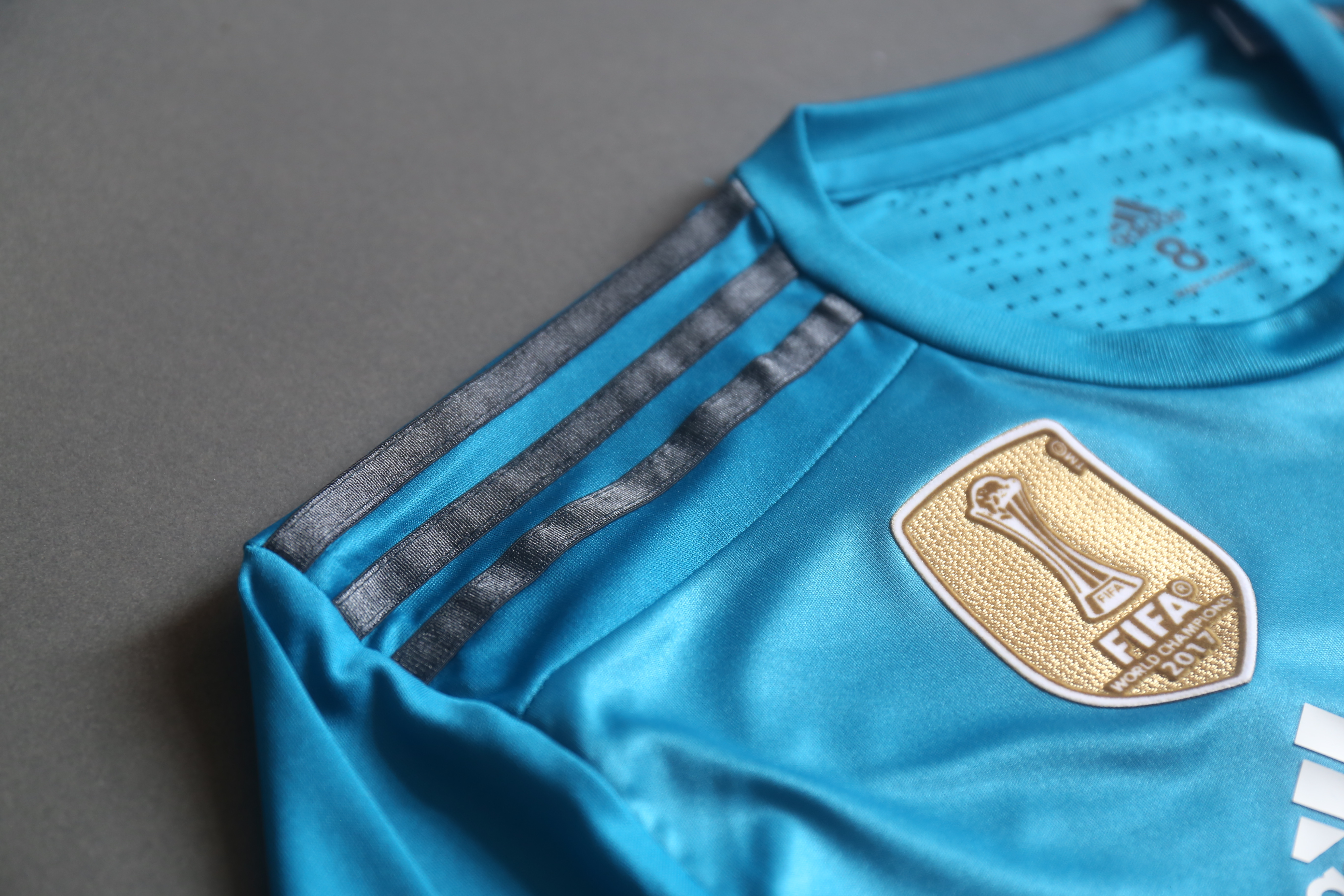 17-18 Real Madrid Third Player Retro Long Sleeve Jersey/ 17-18 皇马二客复古球员长袖