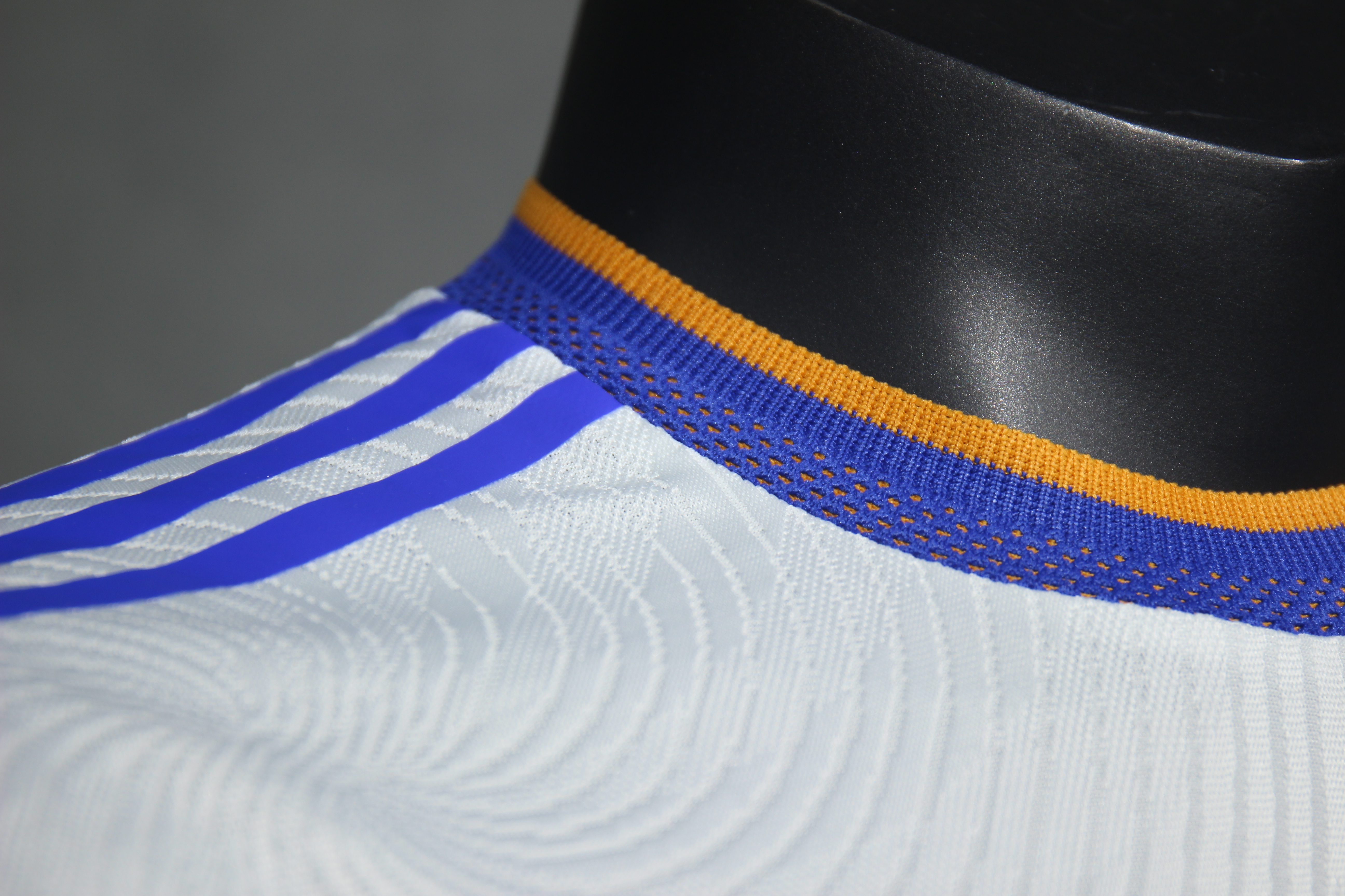21-22 Real Madrid Home Retro Long Sleeve Player Jersey/21-22 皇马主场球员长袖