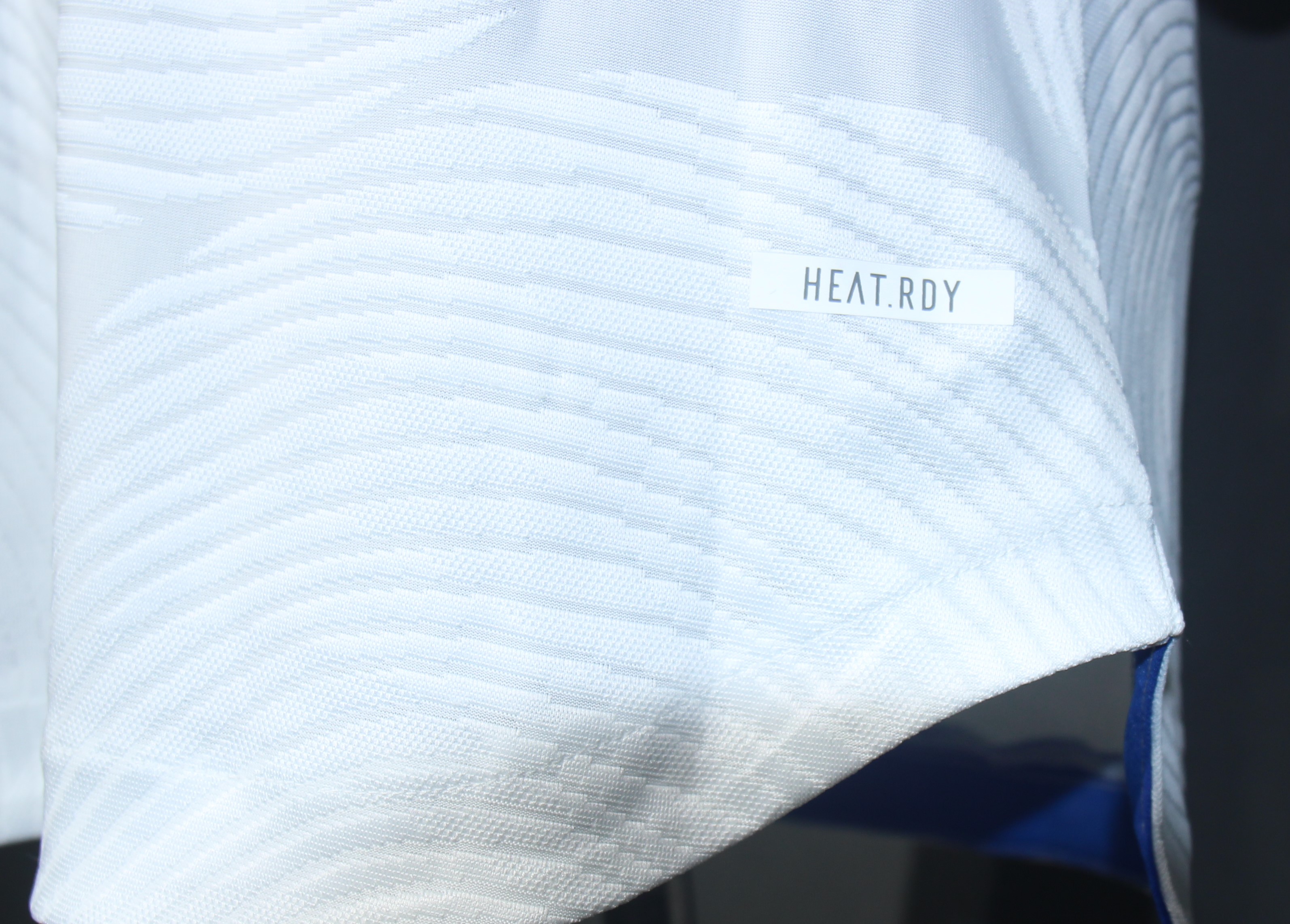 21-22 Real Madrid Home Retro Long Sleeve Player Jersey/21-22 皇马主场球员长袖