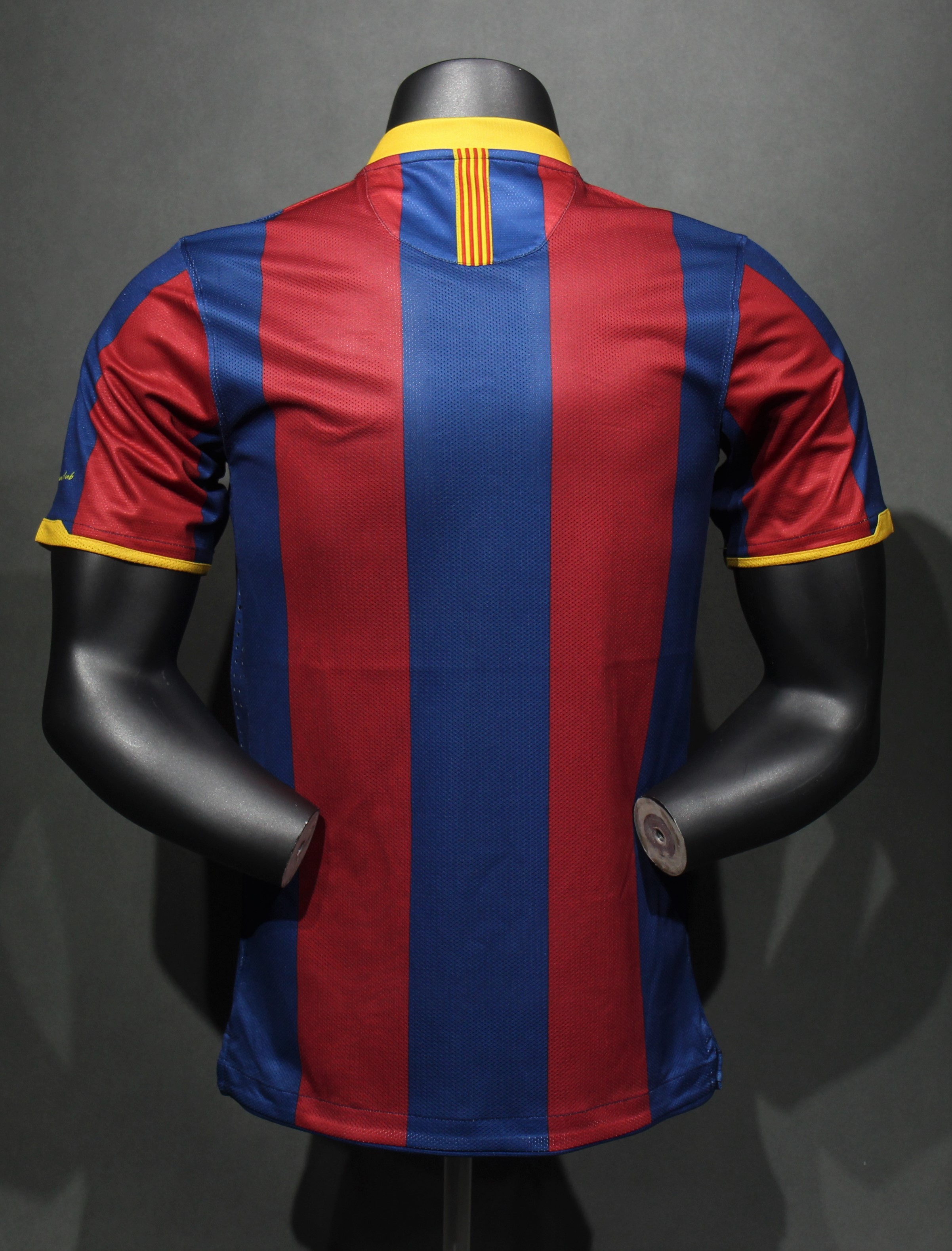10-11 Barcelona Home Player Retro Jersey/10-11 巴萨主场球员
