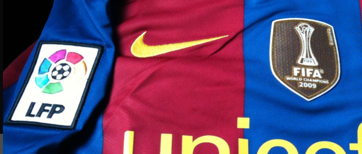 10-11 Barcelona Home Player Retro Jersey/10-11 巴萨主场球员