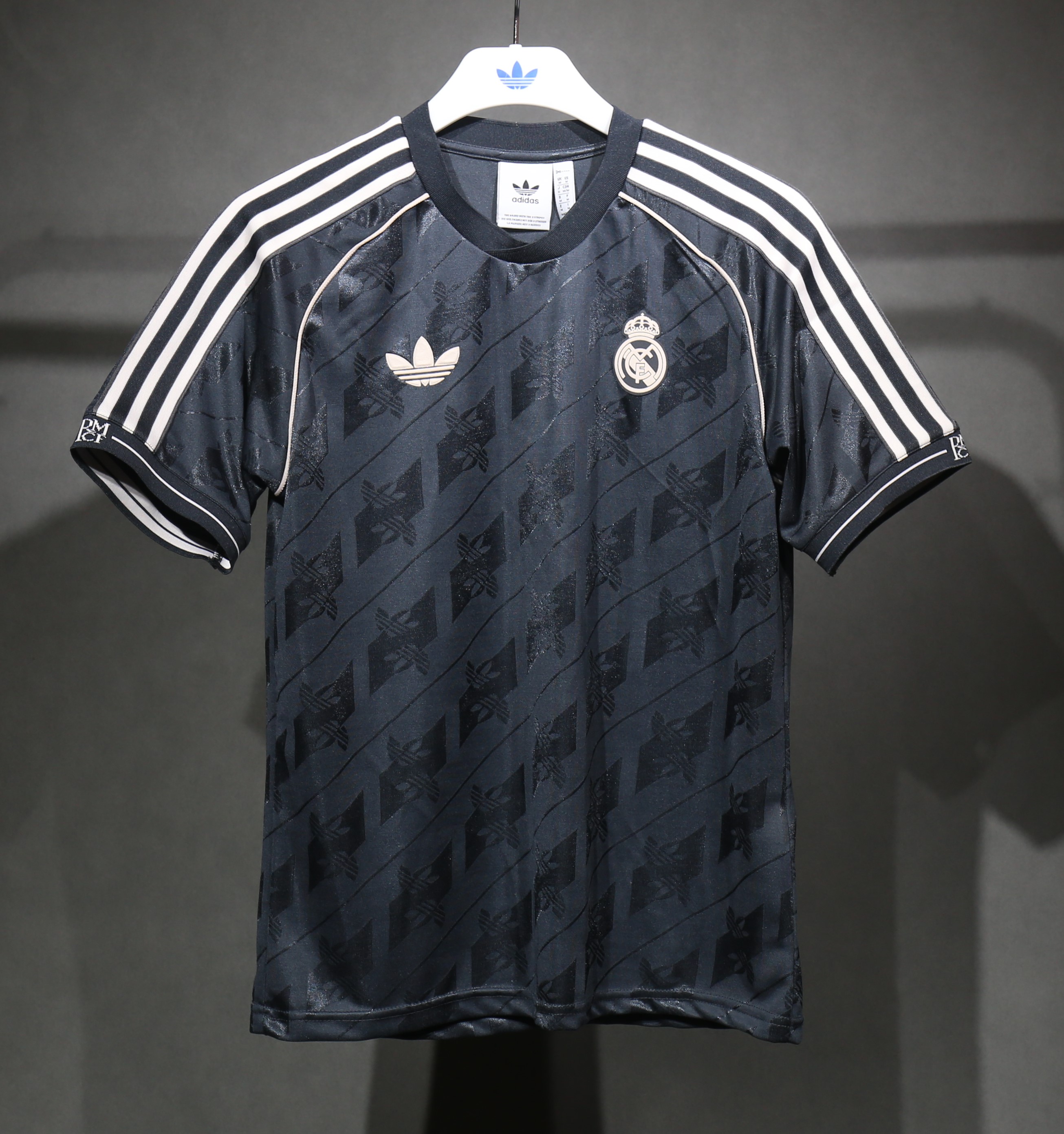 2024 Real Madrid Retro T Shirt / 2024 皇马复古T恤
