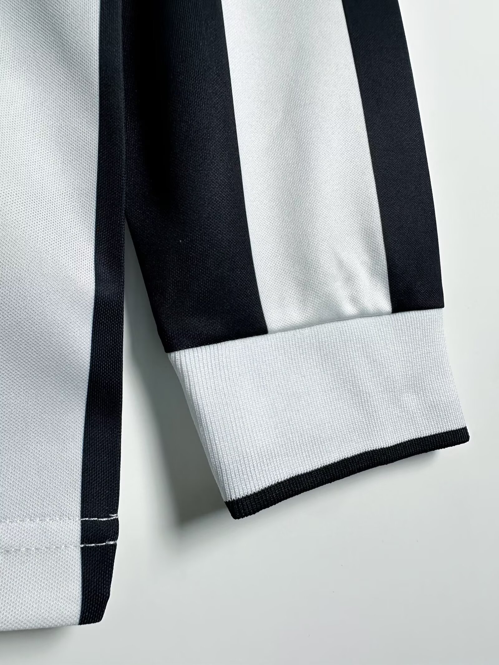 96-97 Juventus Home Long Sleeve Retro Jersey/96-97 尤文主场长袖