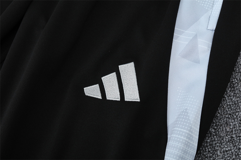 24-25 Real Madrid Training Suit/ 24-25皇马半拉训练服