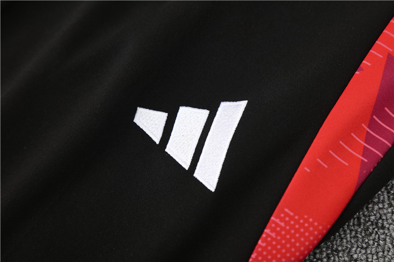 24-25 Manchester United Training Suit/ 24-25曼联半拉训练服