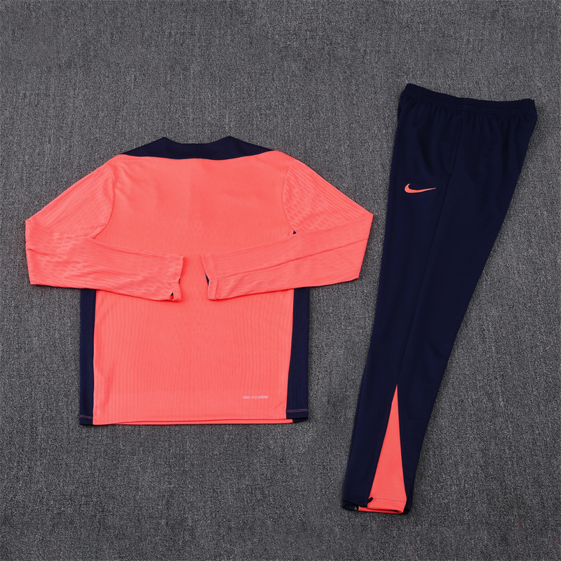 24-25 Barcelona Player Version Training Suit/24-25巴萨半拉训练服,球员版