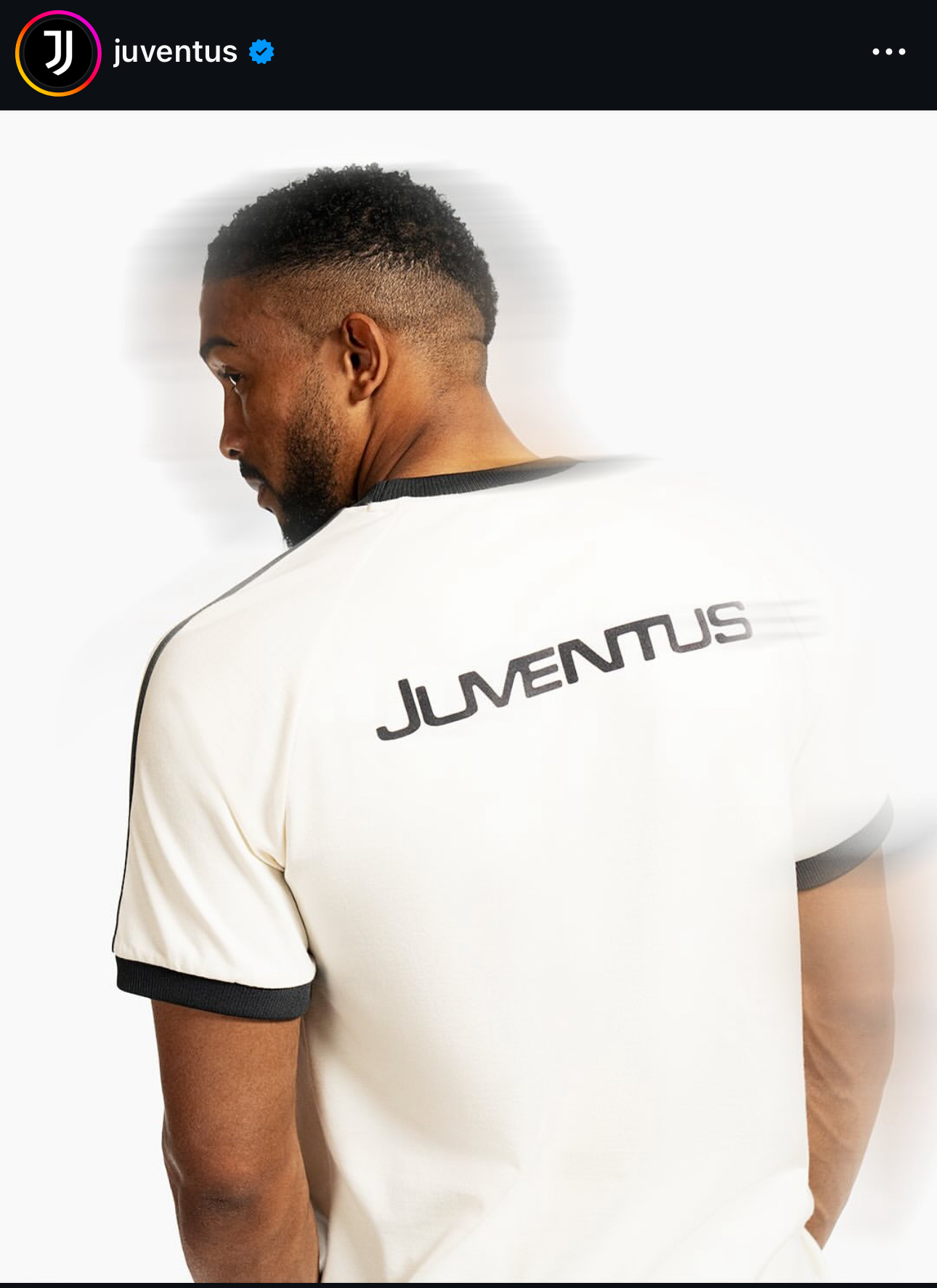 2024 Juventus Retro T Shirt / 2024 尤文复古T恤
